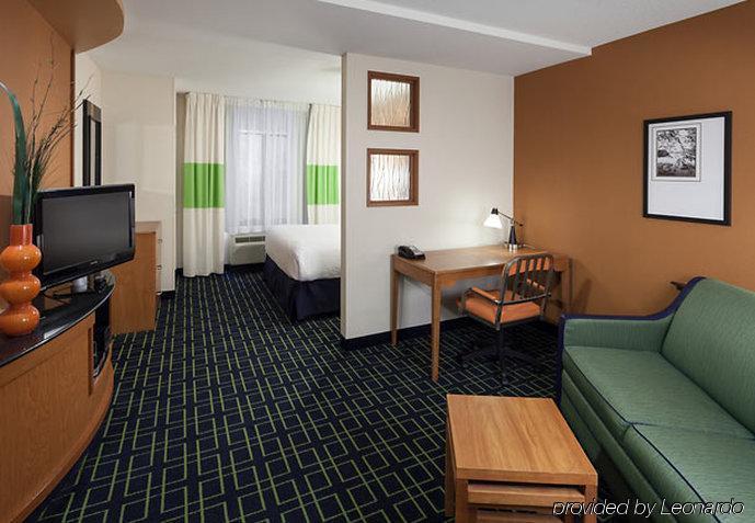 Fairfield Inn & Suites Kansas City Overland Park Exterior foto
